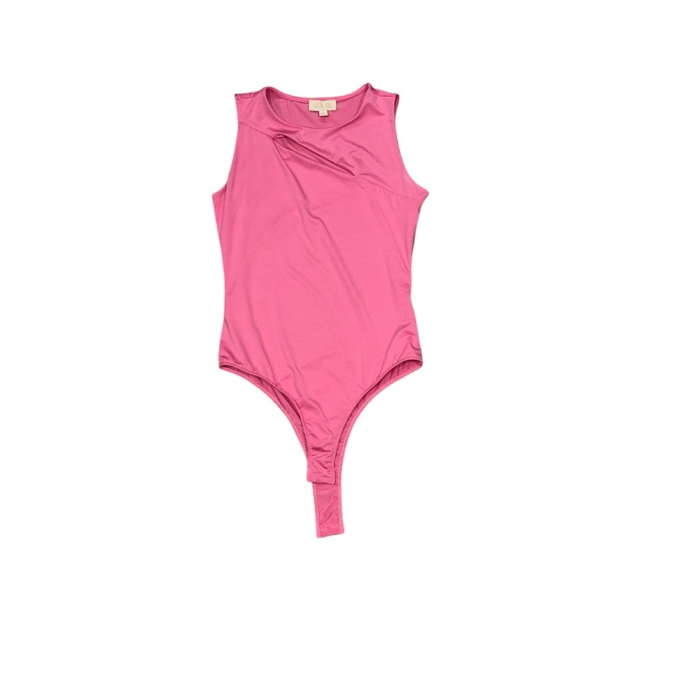 142. Women’s Pink Sleeveless Bodysuit Size Medium